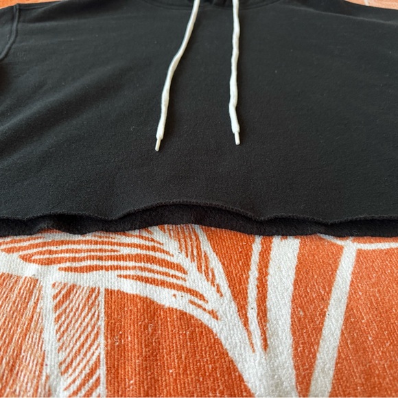 Wild Fable Cropped Hoodie - Picture 4 of 9